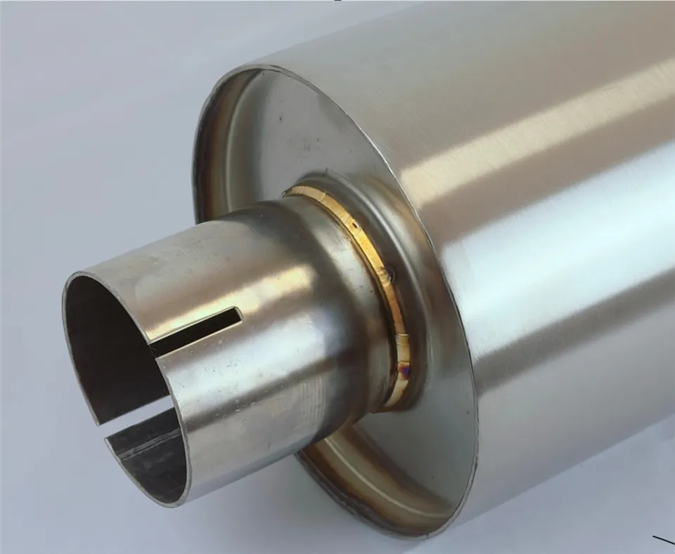 Издувна равна цев